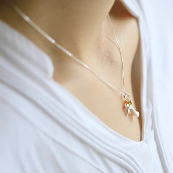 14k Gold Pump Shoe Sterling Silver Necklace - Picture 4 of 9